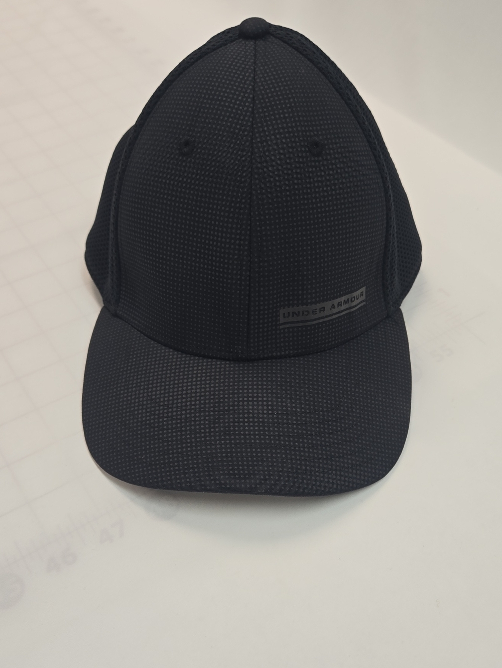 UNDER ARMOUR mens L/XL cap. Nwot